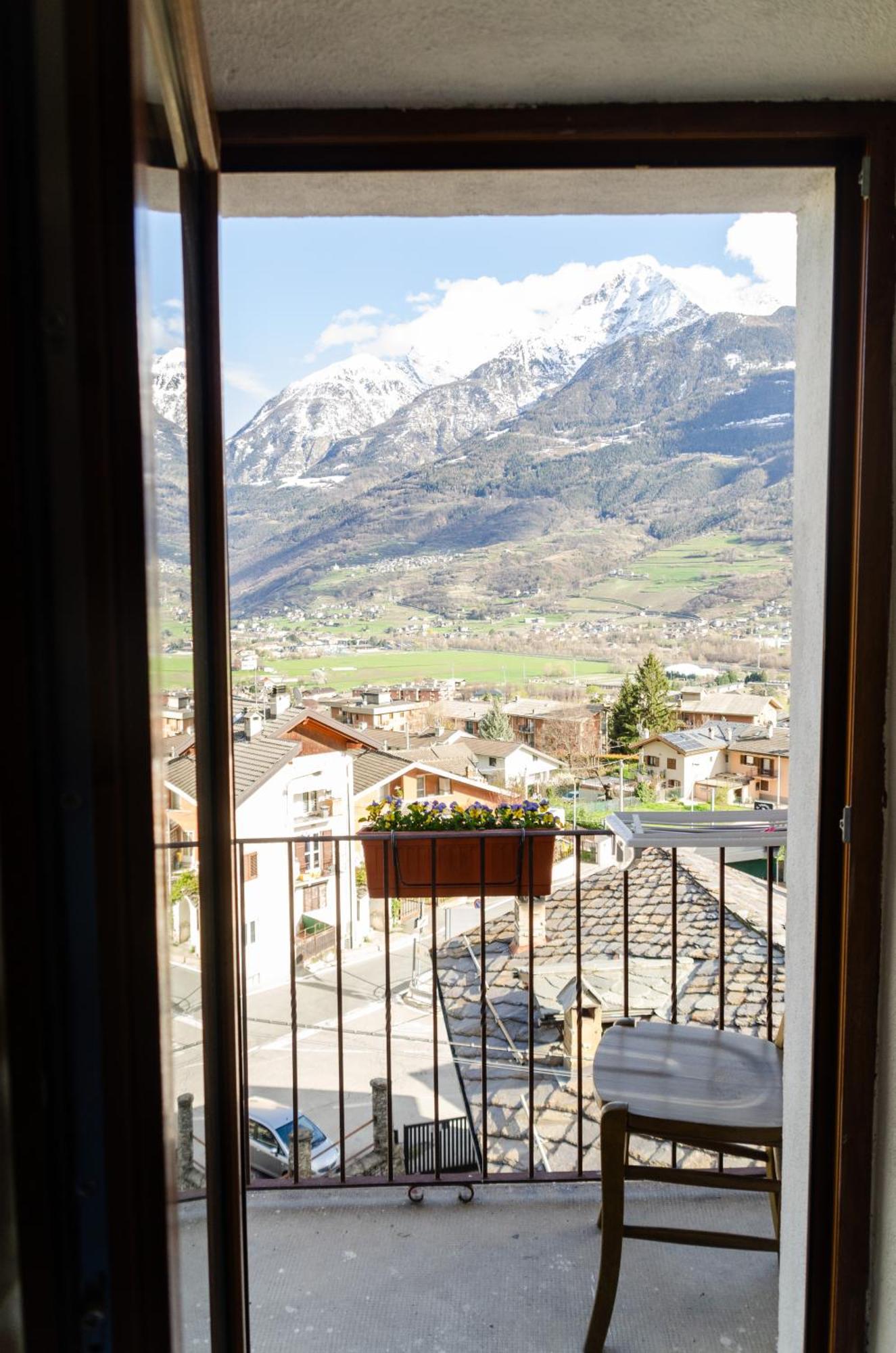 아오스타 La Casa Degli Aromi - Vista Montagna E Relax 빌라 외부 사진